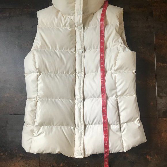 J. Crew Creamy White Quilted Down Zip + Snap Puffer Vest, Size S - Picture 7 of 13